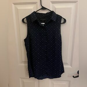Woman’s NWOT Size S Sleeveless Top